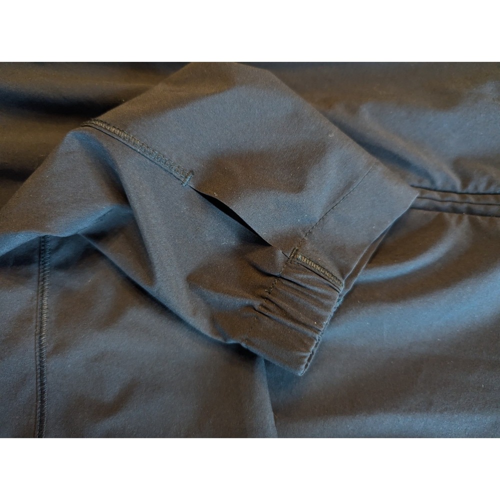 EUC Athleta Large Lightweight Advantage Warm Up Black 1/4 Zip Pullover Jacket - Picture 4 of 7